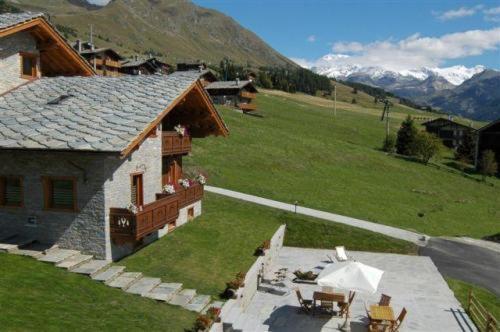 Lo Peyo Champoluc
